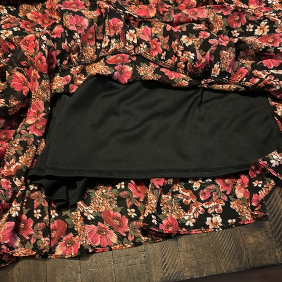 Floral Tiered Trapeze Dress from Express - Picture 4 of 4